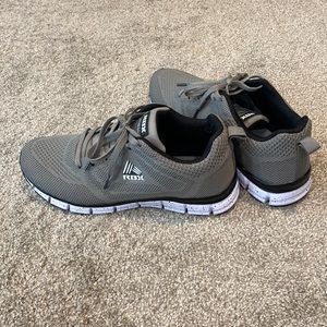 RBX Live Life Active Grey/White Size: 9 1/2